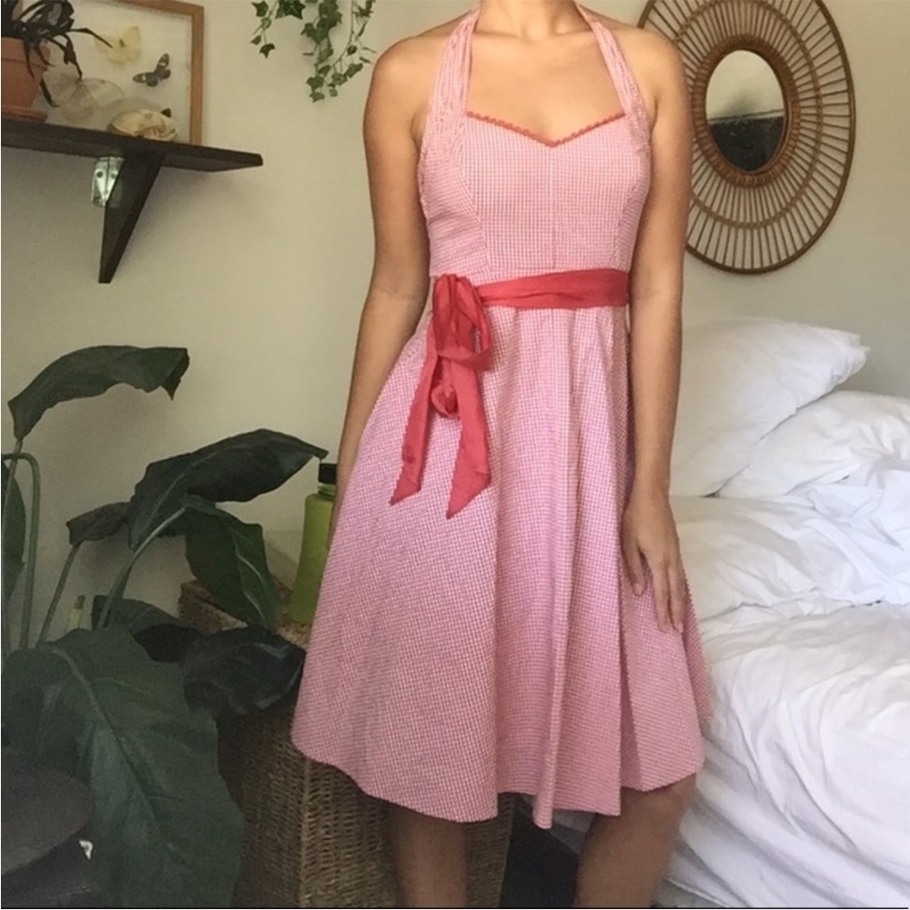 Gingham halter dress - Picture 3 of 10